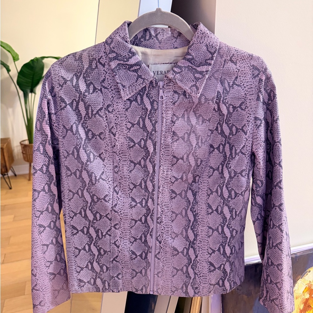 Verapell Women's Lavender Snake Print Blazer